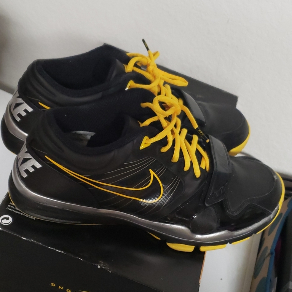 Nike Trainer 1.2 Mid LAF "Livestrong" - Picture 3 of 5